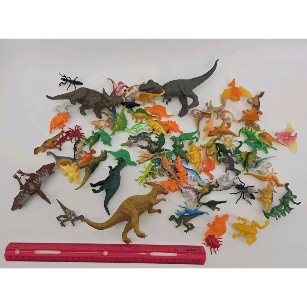 Large Lot Rubber Plastic DINOSAURS Toys Vintage